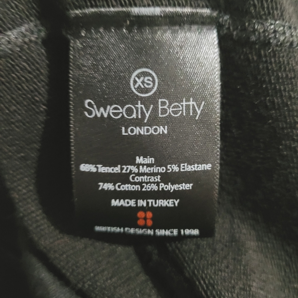 Sweaty Betty Oversize Black Hoodie Pullover XS Zip Pocket Cowl Neck Merino Blend - Picture 12 of 14